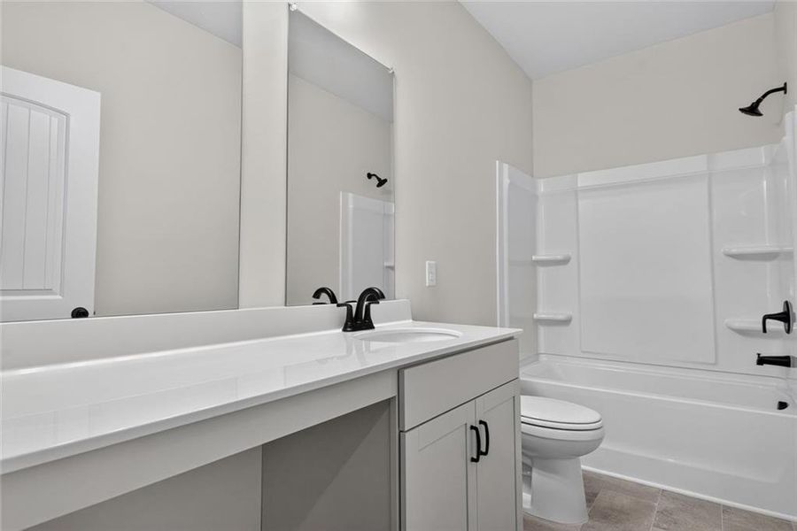 Furnished interior view inside a new home in Saddle Ridge, Calhoun (Image 13).