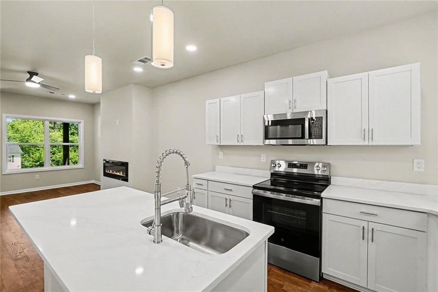 Furnished interior view inside a new home in , Gainesville (Image 5).