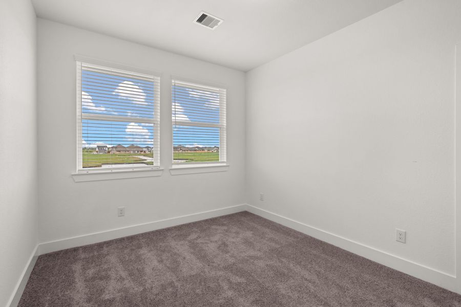 Spacious, unfurnished interior of a new home in Meridiana, Manvel (Image 23).