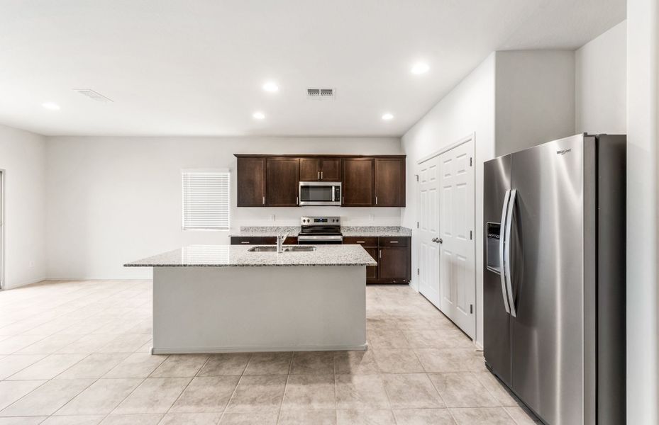 Furnished interior view inside a new home in Copper Falls, Buckeye (Image 9).