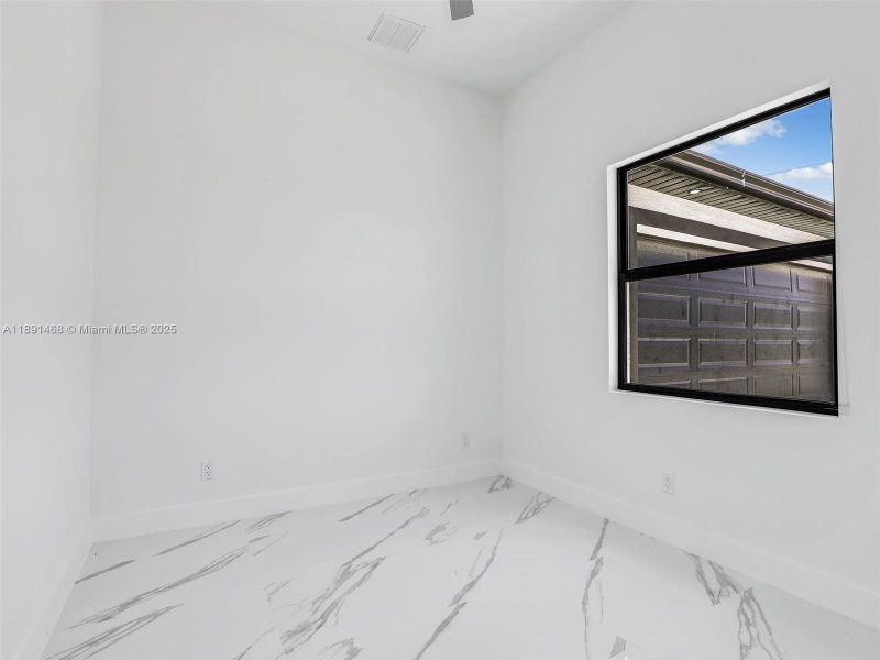 Image 29 of a home in .