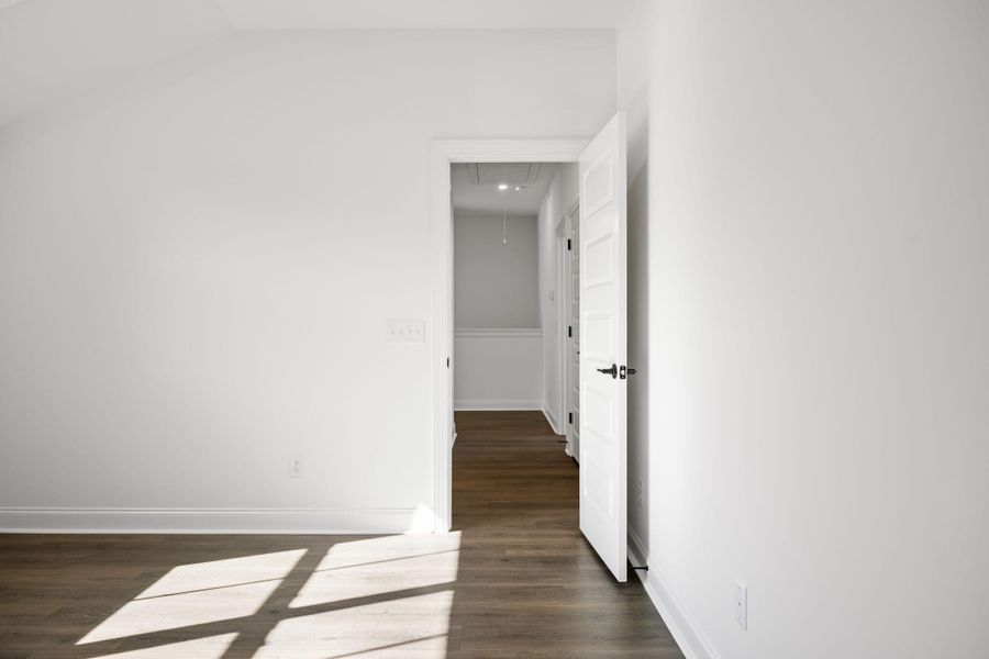 Spacious, unfurnished interior of a new home in , Johns Island (Image 48).