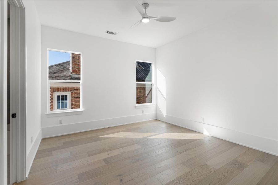 Spacious, unfurnished interior of a new home in , Houston (Image 20). Spacious, unfurnished interior of a new home in , Houston (Image 20).