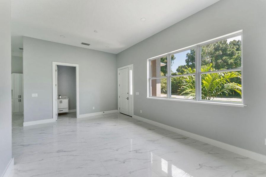 Spacious, unfurnished interior of a new home in , Port St. Lucie (Image 23).