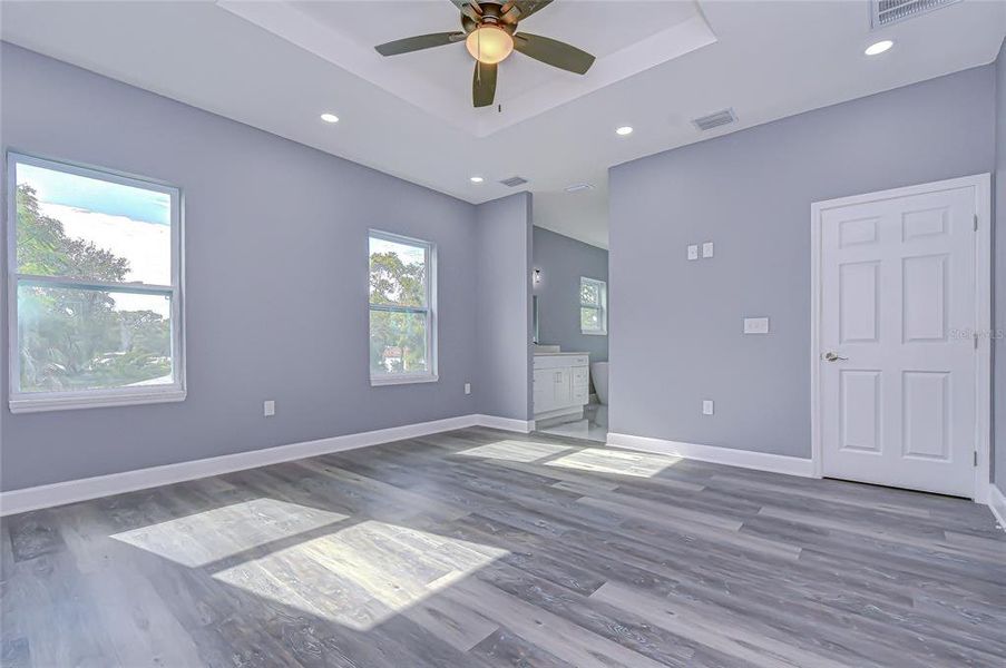 Spacious, unfurnished interior of a new home in , Pinellas Park (Image 32). Spacious, unfurnished interior of a new home in , Pinellas Park (Image 32).