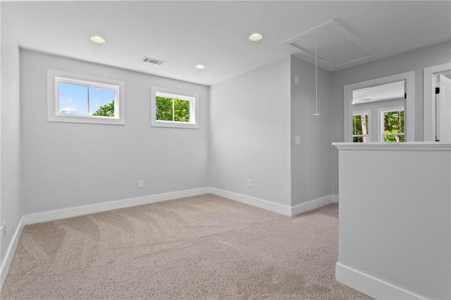 Spacious, unfurnished interior of a new home in , Marietta (Image 17).