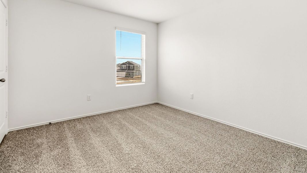 Spacious, unfurnished interior of a new home in Durango, Mustang Ridge (Image 22).