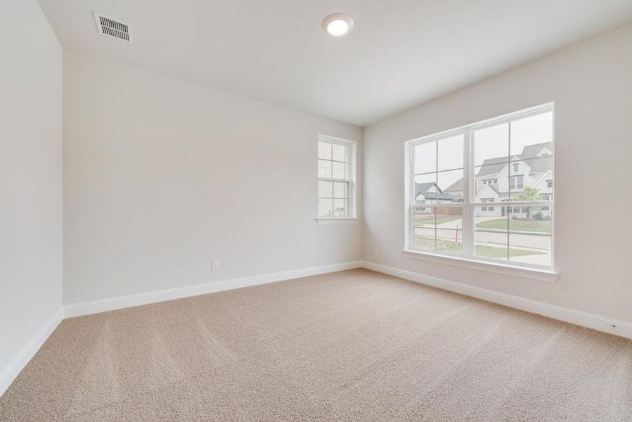 Spacious, unfurnished interior of a new home in Breezy Hill, Rockwall (Image 27). Spacious, unfurnished interior of a new home in Breezy Hill, Rockwall (Image 27).