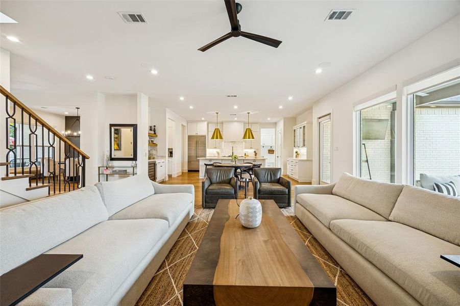 Furnished interior view inside a new home in , Dallas (Image 18). Furnished interior view inside a new home in , Dallas (Image 18).