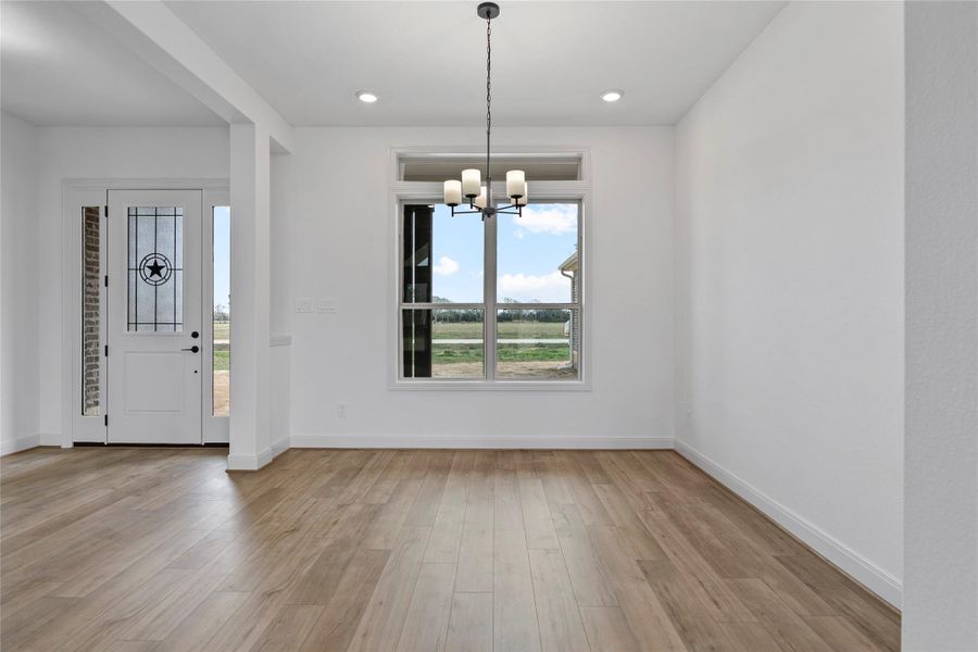 Dining area with ample space for entertaining.