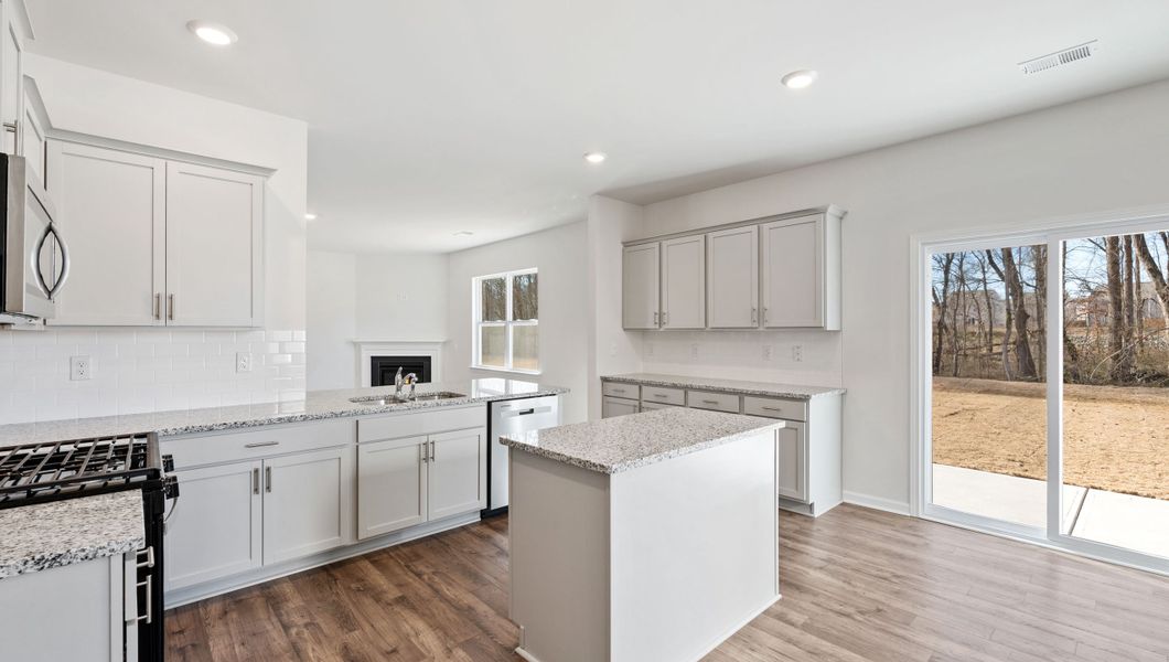Representative furnished interior of a home built from the Wilmington by D.R. Horton in Forest Brook, Easley (Image 9).
