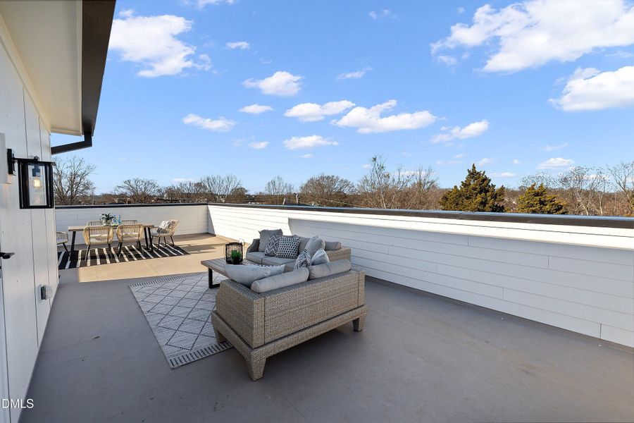 59-813 N Roxboro_6926 59-813 N Roxboro_6926