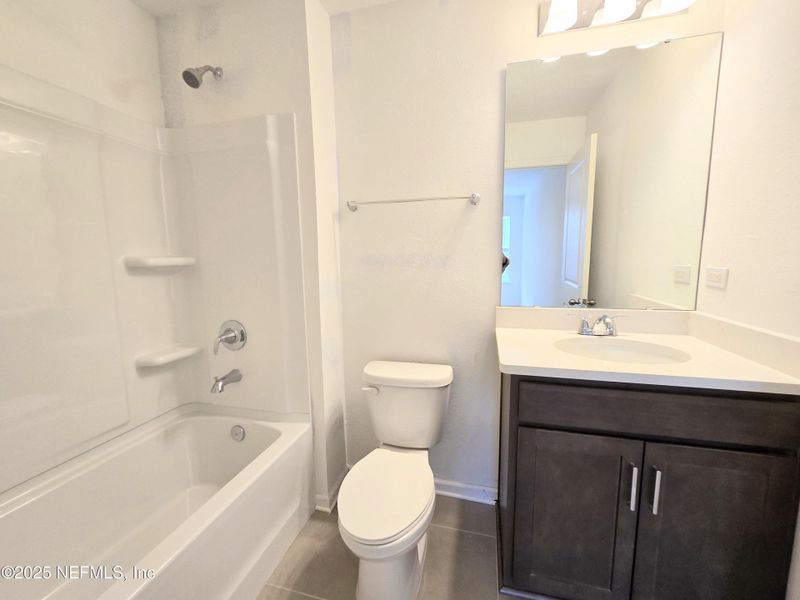 Furnished interior view inside a new home in Hyland Trail, Green Cove Springs (Image 7). Furnished interior view inside a new home in Hyland Trail, Green Cove Springs (Image 7).