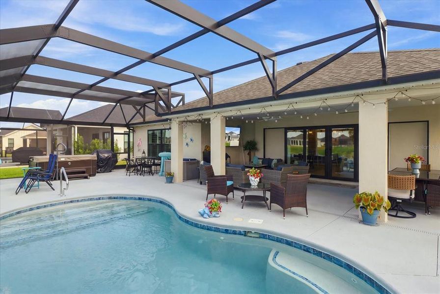 Exterior details and patio area of a home in , The Villages (Image 4).