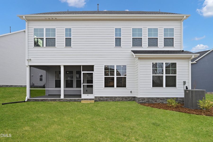 44_SUN_Stoneriver_Pic_GalvaniII_Back_1of