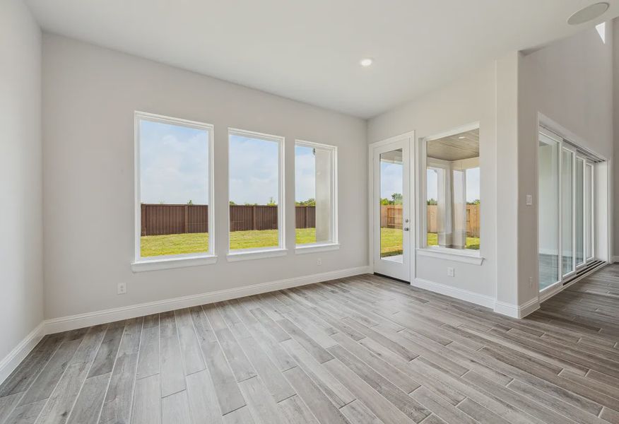 Plan 5072 dining - 4 of 21 Plan 5072 dining - 4 of 21