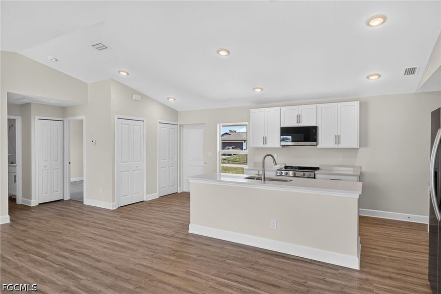 Furnished interior view inside a new home in Cape Coral, Cape Coral (Image 9).