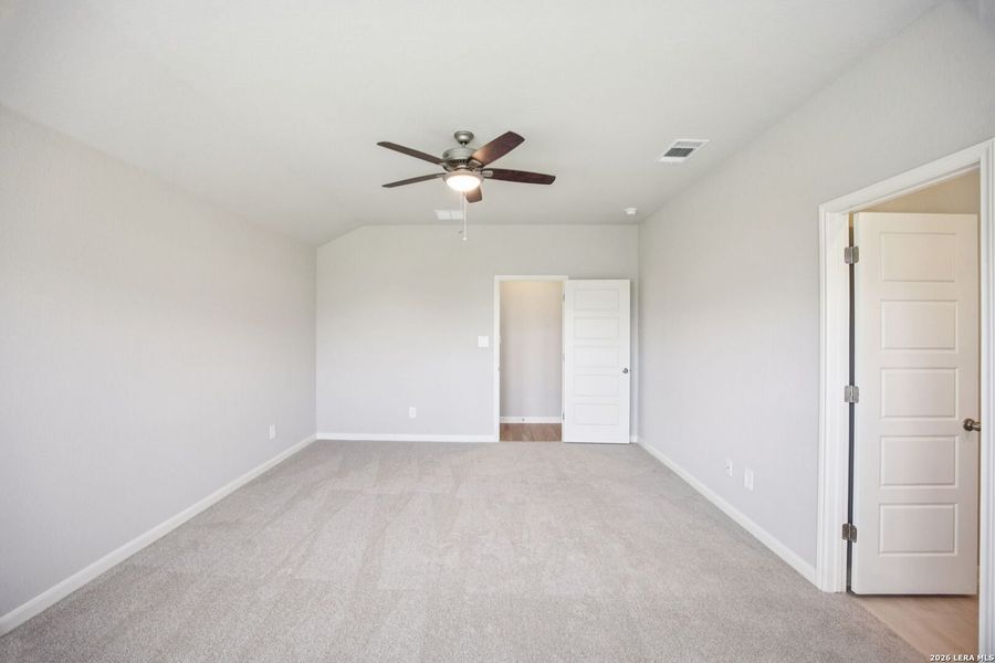 Spacious, unfurnished interior of a new home in Kallison Ranch, San Antonio (Image 15).