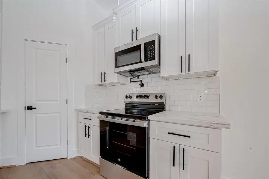 Furnished interior view inside a new home in , Houston (Image 9).