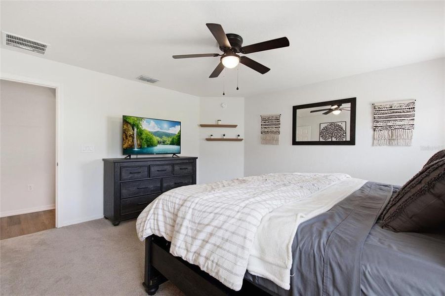 Furnished interior view inside a new home in , Davenport (Image 28). Furnished interior view inside a new home in , Davenport (Image 28).
