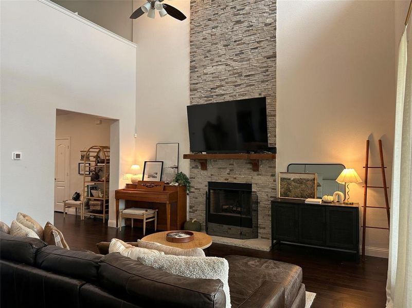 Furnished interior view inside a new home in , Little Elm (Image 22).