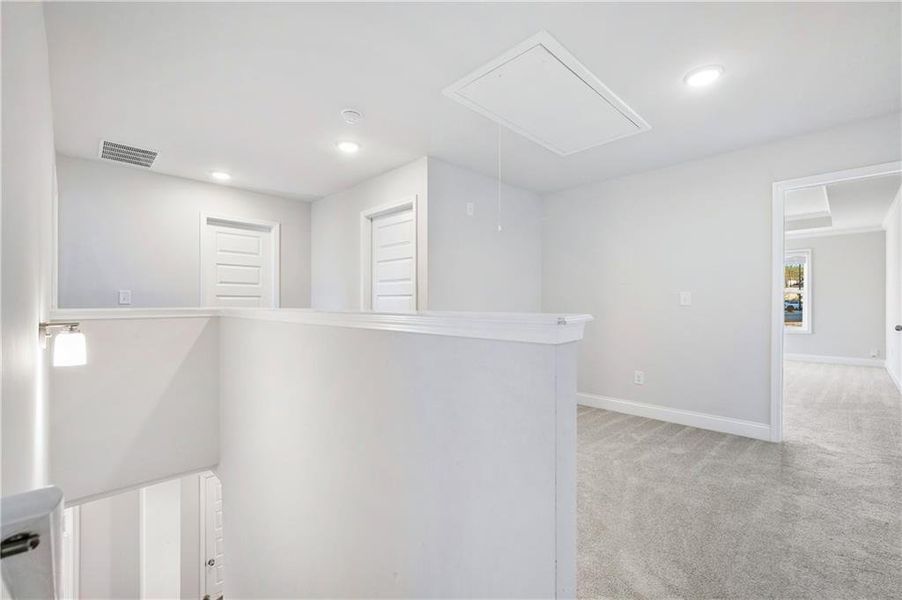 Spacious, unfurnished interior of a new home in , Gainesville (Image 20).