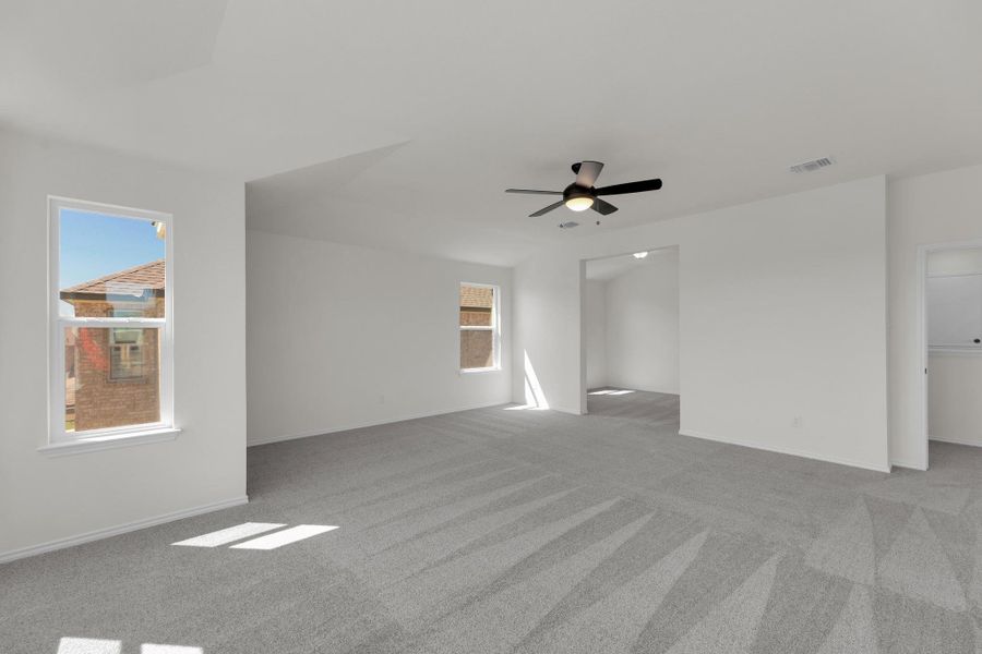 Spacious, unfurnished interior of a new home in Salerno - Classic Collection, Round Rock (Image 30). Spacious, unfurnished interior of a new home in Salerno - Classic Collection, Round Rock (Image 30).