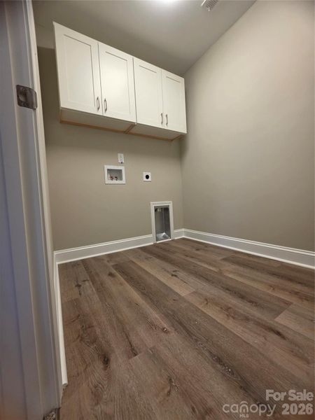 Spacious, unfurnished interior of a new home in , Albemarle (Image 16).