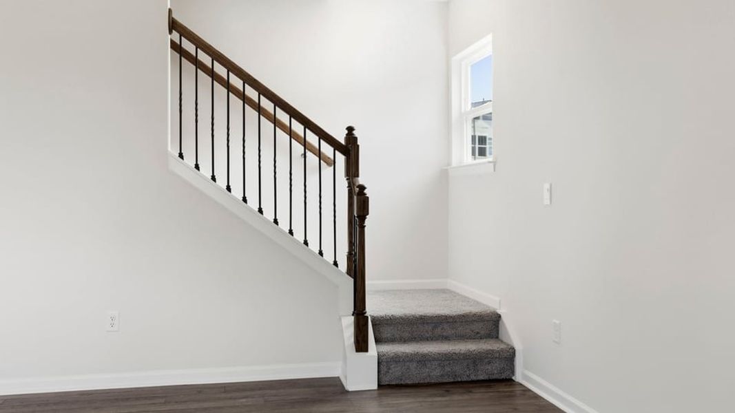 Spacious, unfurnished interior of a new home in Hunters Ridge, Woodruff (Image 27).