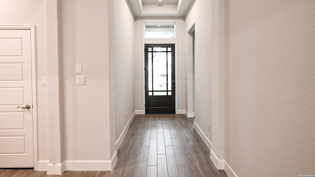 Spacious, unfurnished interior of a new home in Johnson Ranch 55', Bulverde (Image 28).