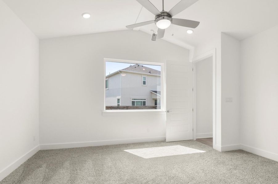 Spacious, unfurnished interior of a new home in The Enclave at Hidden Oaks, Georgetown (Image 16). Spacious, unfurnished interior of a new home in The Enclave at Hidden Oaks, Georgetown (Image 16).