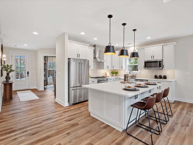 Classic Kitchen & Foyer