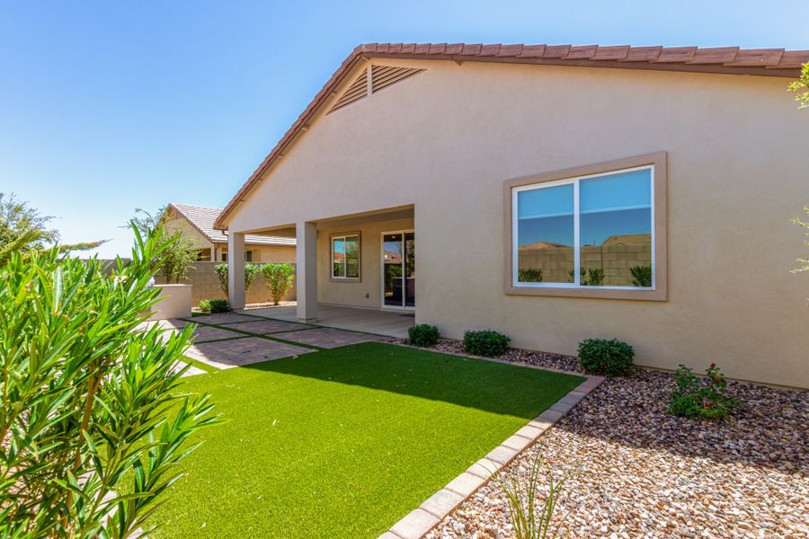 Representative exterior details of a home built from the Plan 4412 by Scott Communities in The Views at Rancho Cabrillo, Peoria (Image 3).