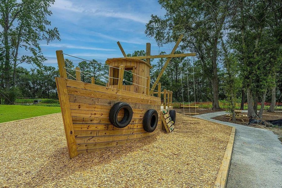 Image 48 of a home in Cordgrass Landing.