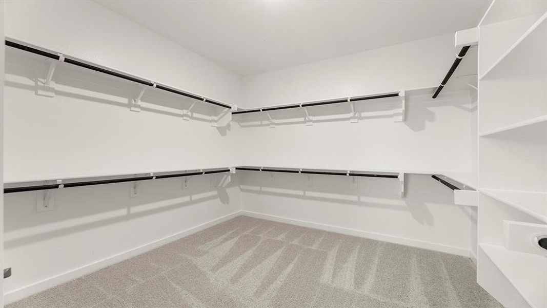 24. 1220 Cider Mill - Closet 24. 1220 Cider Mill - Closet