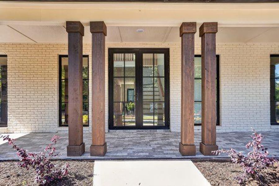 Exterior details and patio area of a home in , Roswell (Image 30).