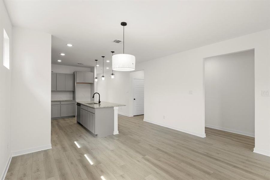 10. 1217 Anderson - Dining (2) 10. 1217 Anderson - Dining (2)