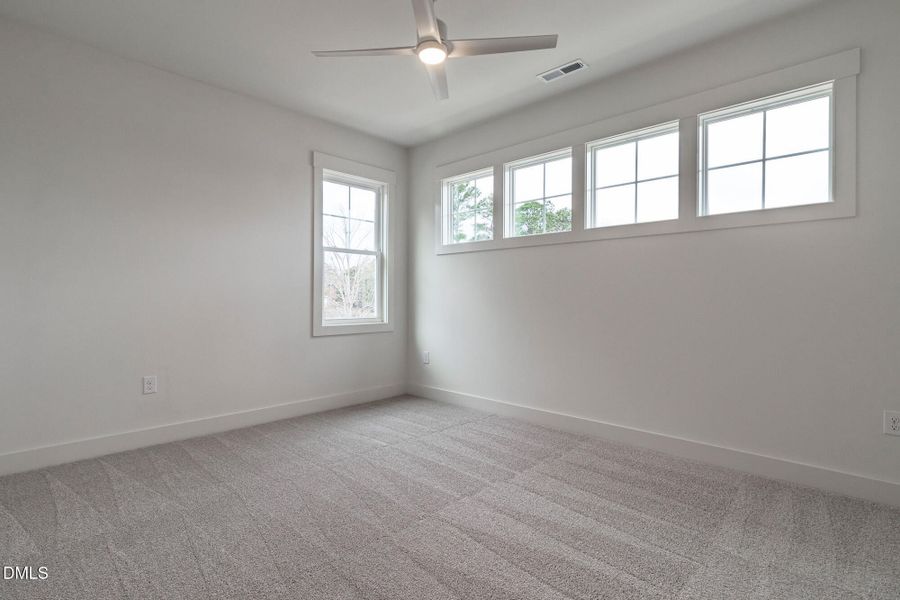 401_STABLE_VALLEY_INTERIOR_44