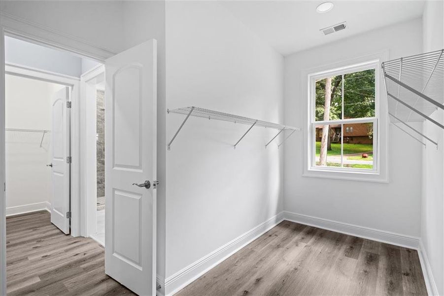 Spacious, unfurnished interior of a new home in , Acworth (Image 51). Spacious, unfurnished interior of a new home in , Acworth (Image 51).