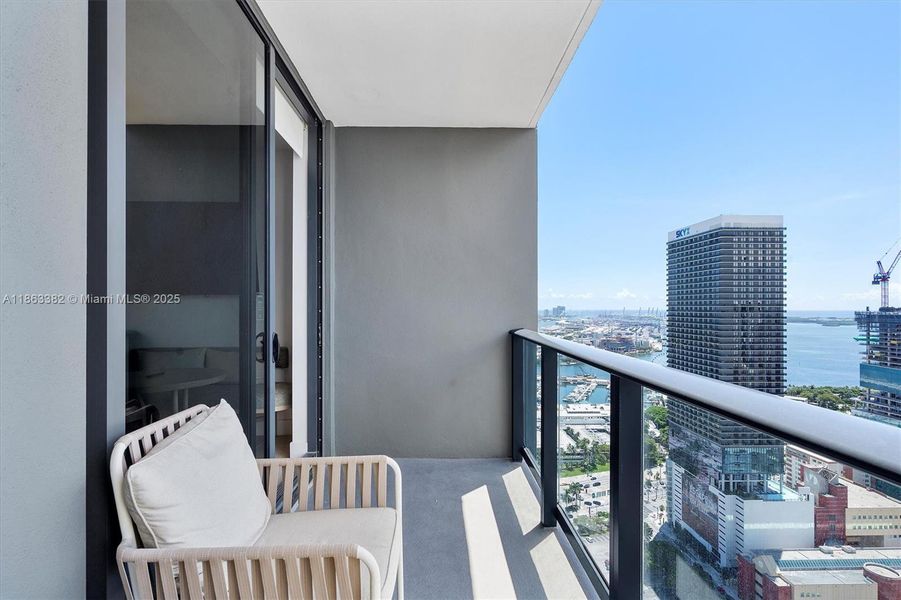 Exterior details and patio area of a home in Natiivo Miami, Miami (Image 3).