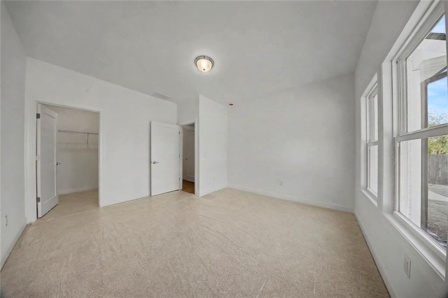 Spacious, unfurnished interior of a new home in , Canton (Image 15).