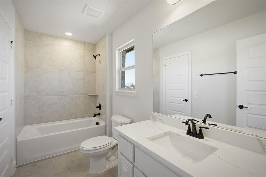 Furnished interior view inside a new home in Meadow Vista, Anna (Image 11).