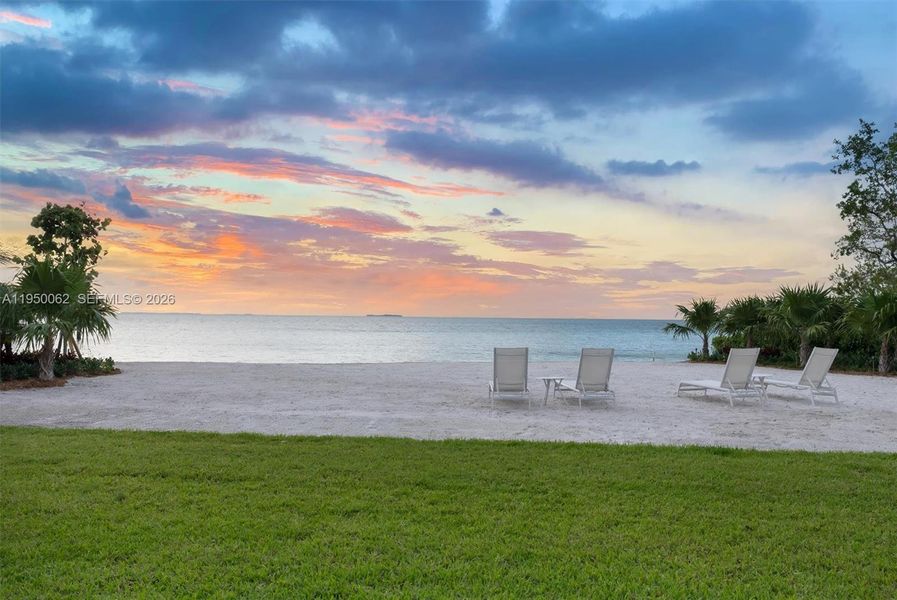 Image 91 of a home in .