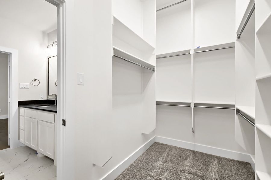 Plan 1450 Representative Photo - Main Closet Plan 1450 Representative Photo - Main Closet