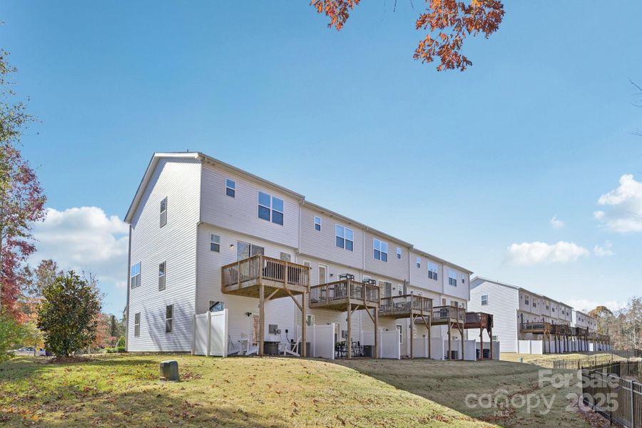 Exterior details and patio area of a home in , Charlotte (Image 21).