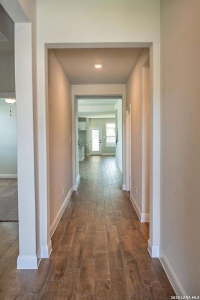 Spacious, unfurnished interior of a new home in Morgan Meadows, San Antonio (Image 9).