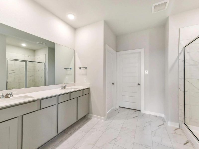 Image 30 of a home in River Ranch Meadows.