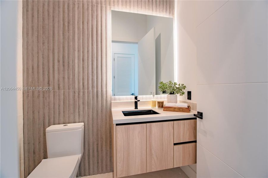 Bathroom with modern vanity