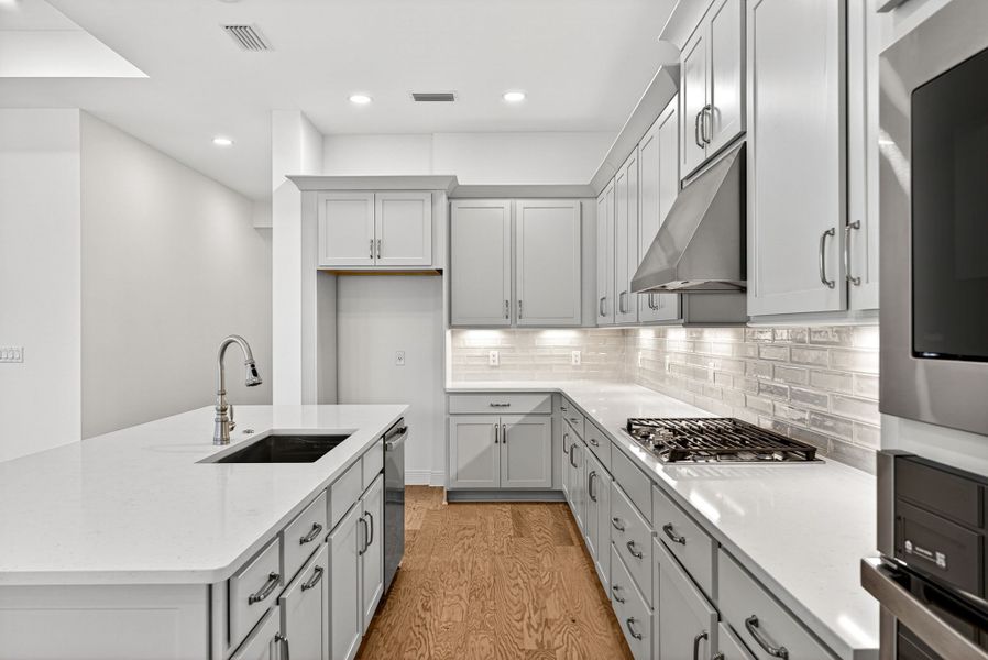 Island Kitchen