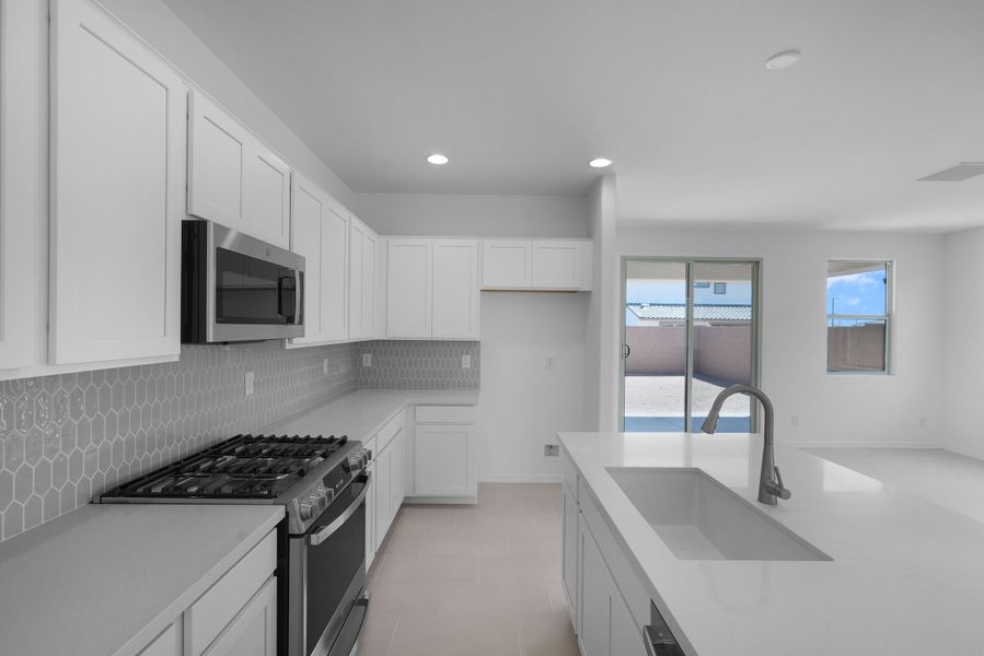 Furnished interior view inside a new home in Artisan at Asante Discovery Collection, Surprise (Image 11). Furnished interior view inside a new home in Artisan at Asante Discovery Collection, Surprise (Image 11).